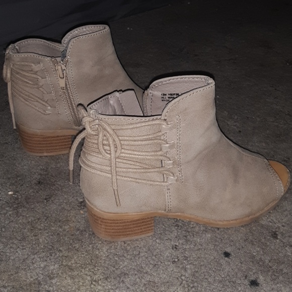 Kids - Picture 2 of 2